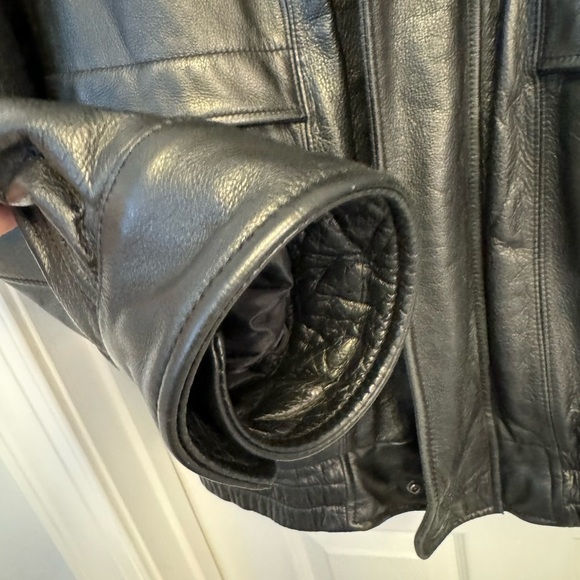 😎⭐️ SALE-Towne by London Fog Vintage Black Leather Bomber Jacket XL INSULATED - Picture 5 of 16